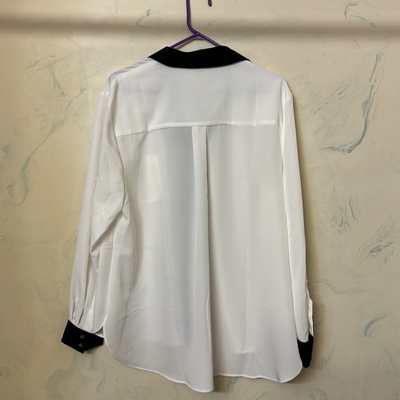 The Limited. Blouse black & white. NWOT never worn. 1X - Picture 2 of 3